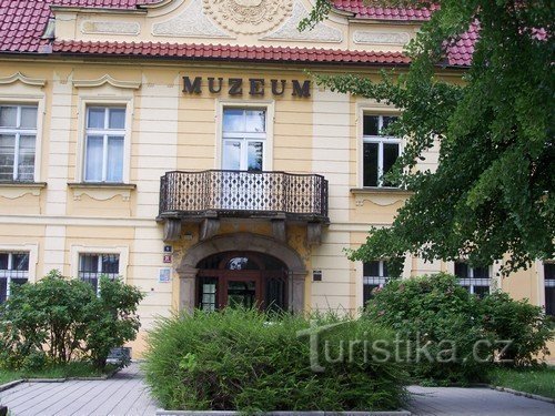 Przód muzeum