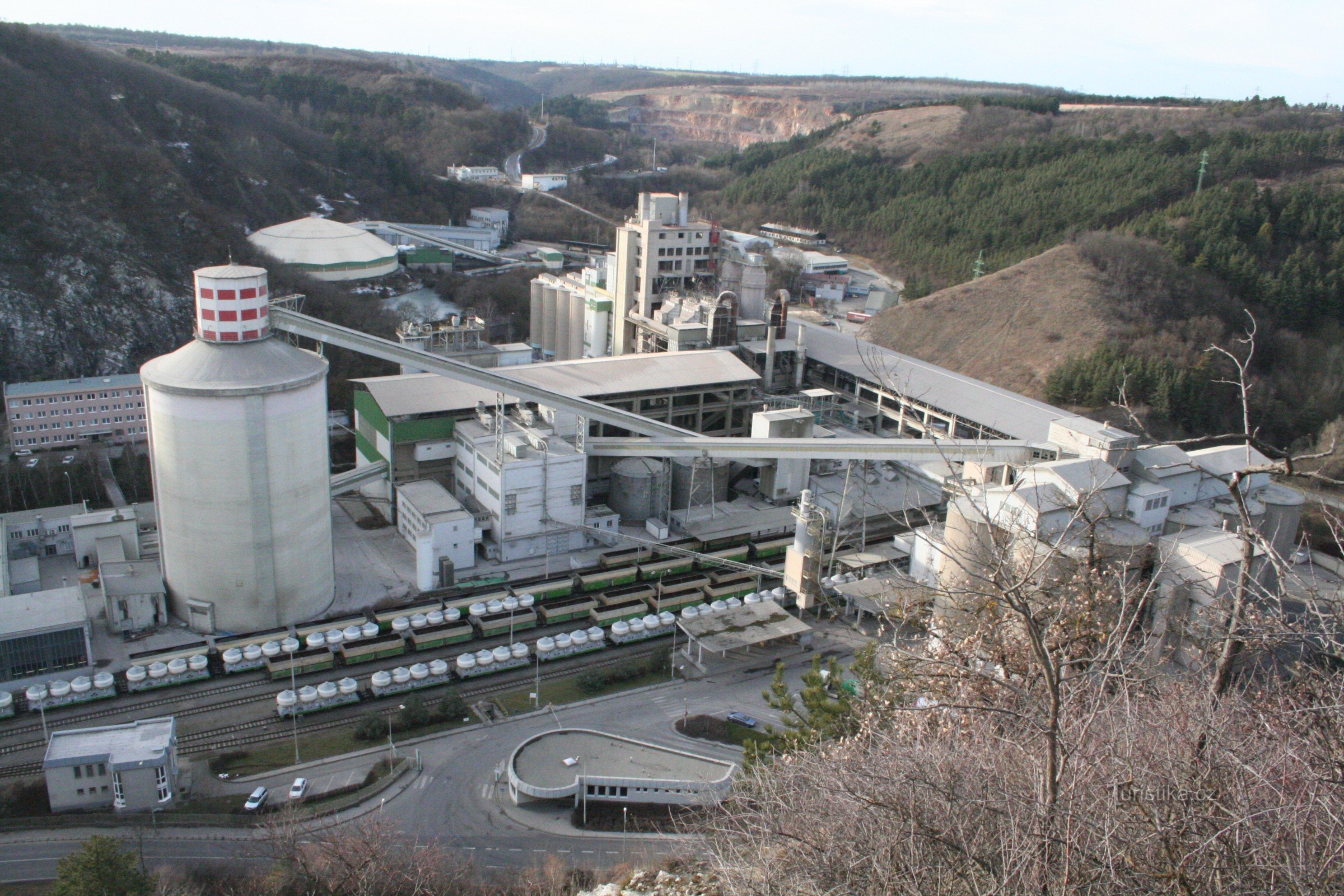 Fabrica de ciment Radotín