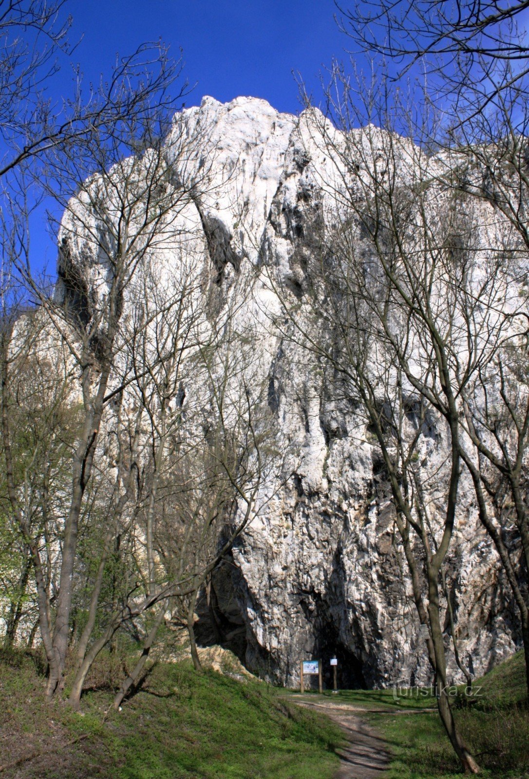 Den centrala delen av Martinky-klippan