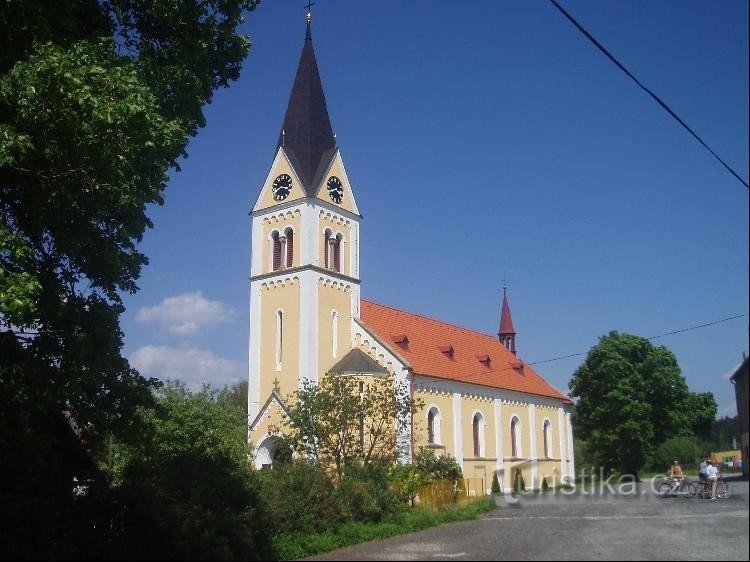 Černá v Pošumaví - kościół