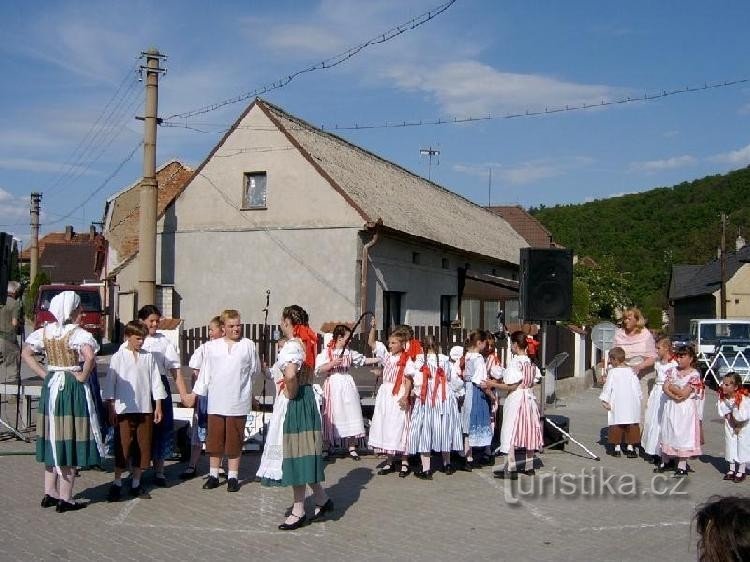 Černošice - Mokropsy A1 : Fêtes d'abattage de mai