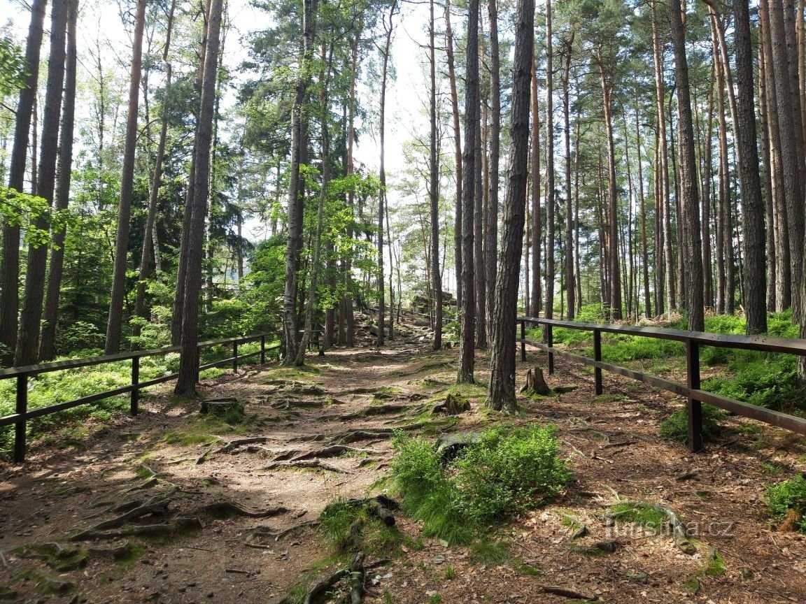 The Devil's Wall by the Vltava 140 years ago and today