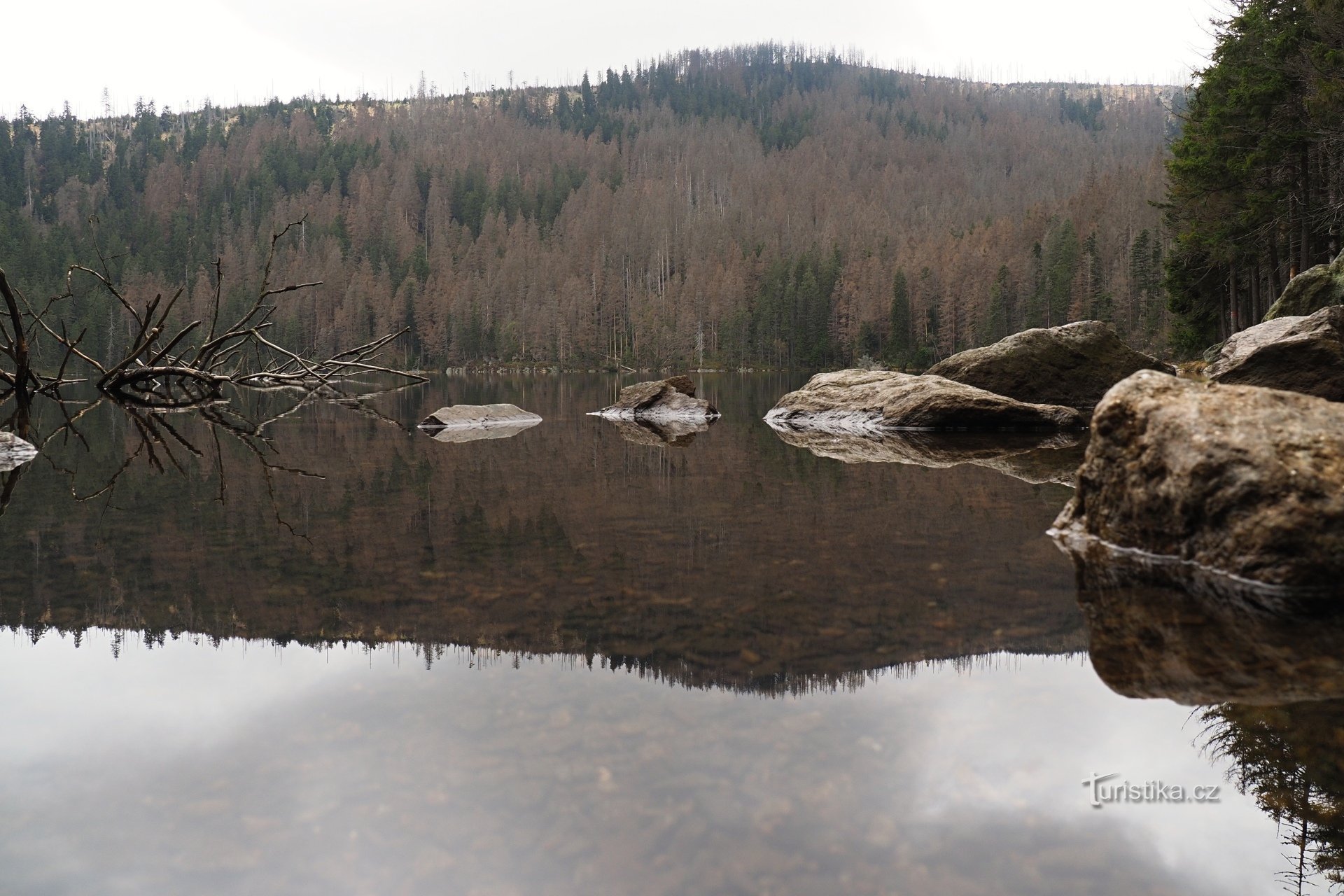 Lacul diavolului