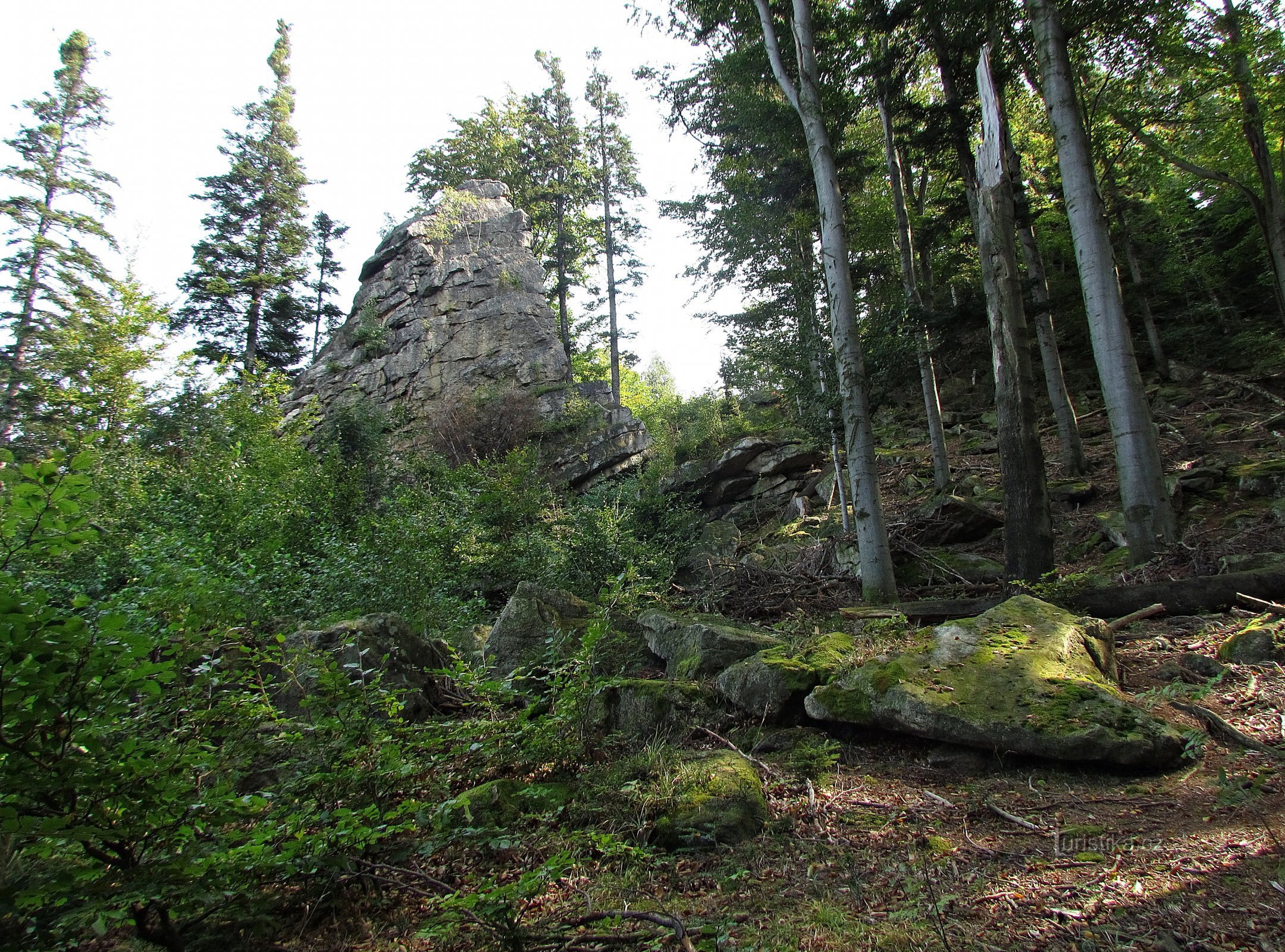 Pierres du diable - tour rocheuse Bělák