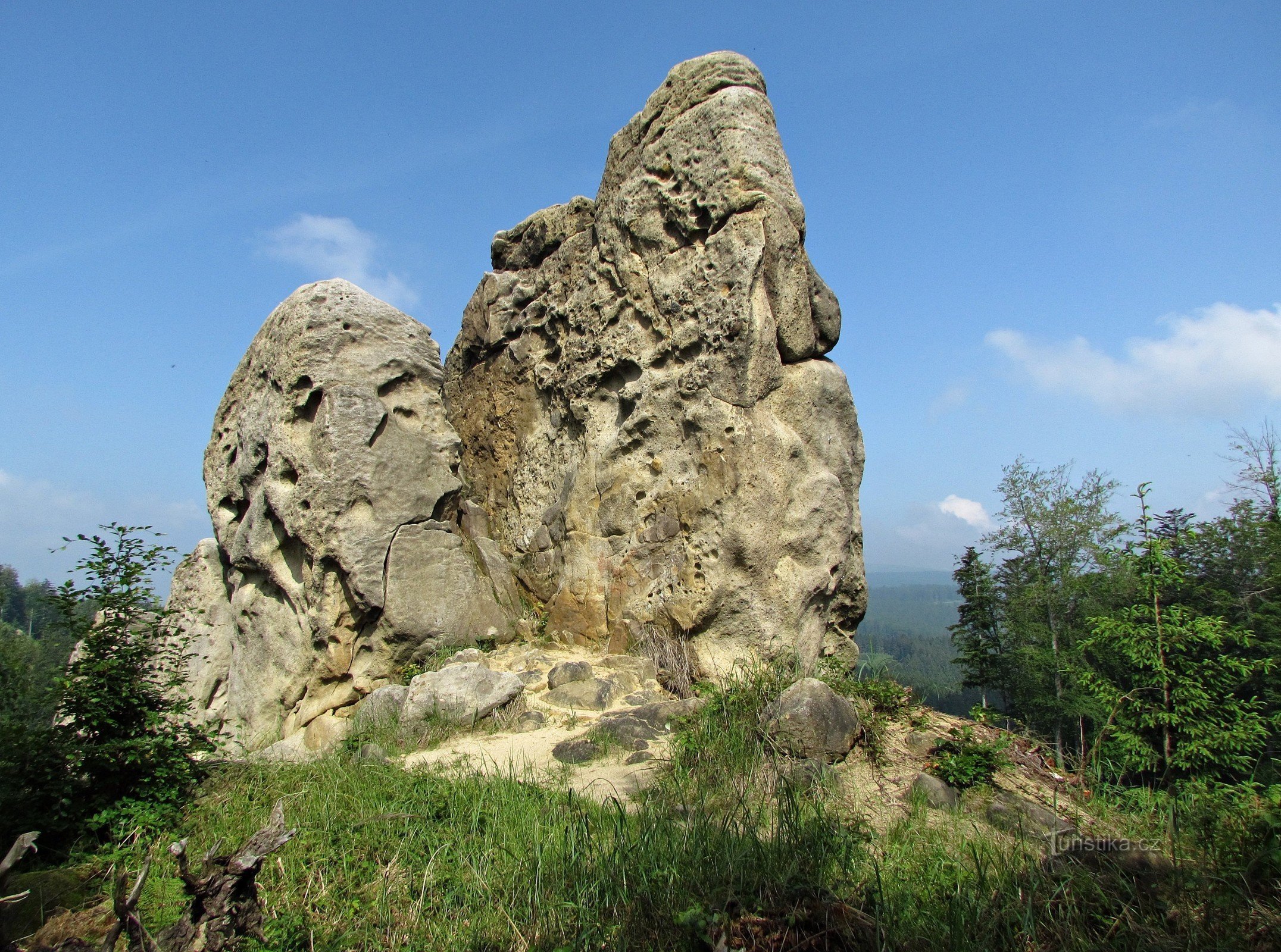 Hošťálková近くの悪魔の岩