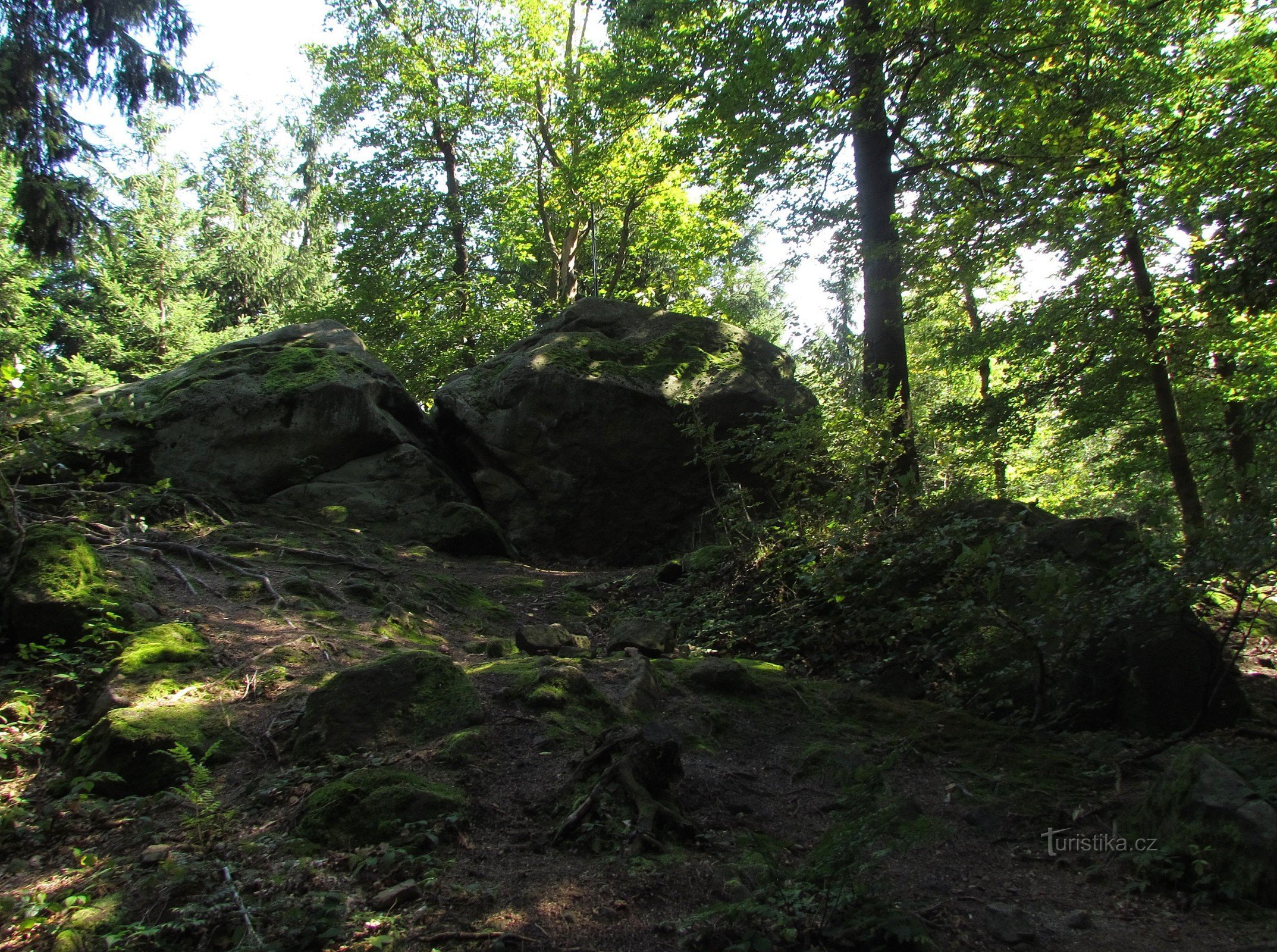 Hòn đá quỷ ở Klášťov
