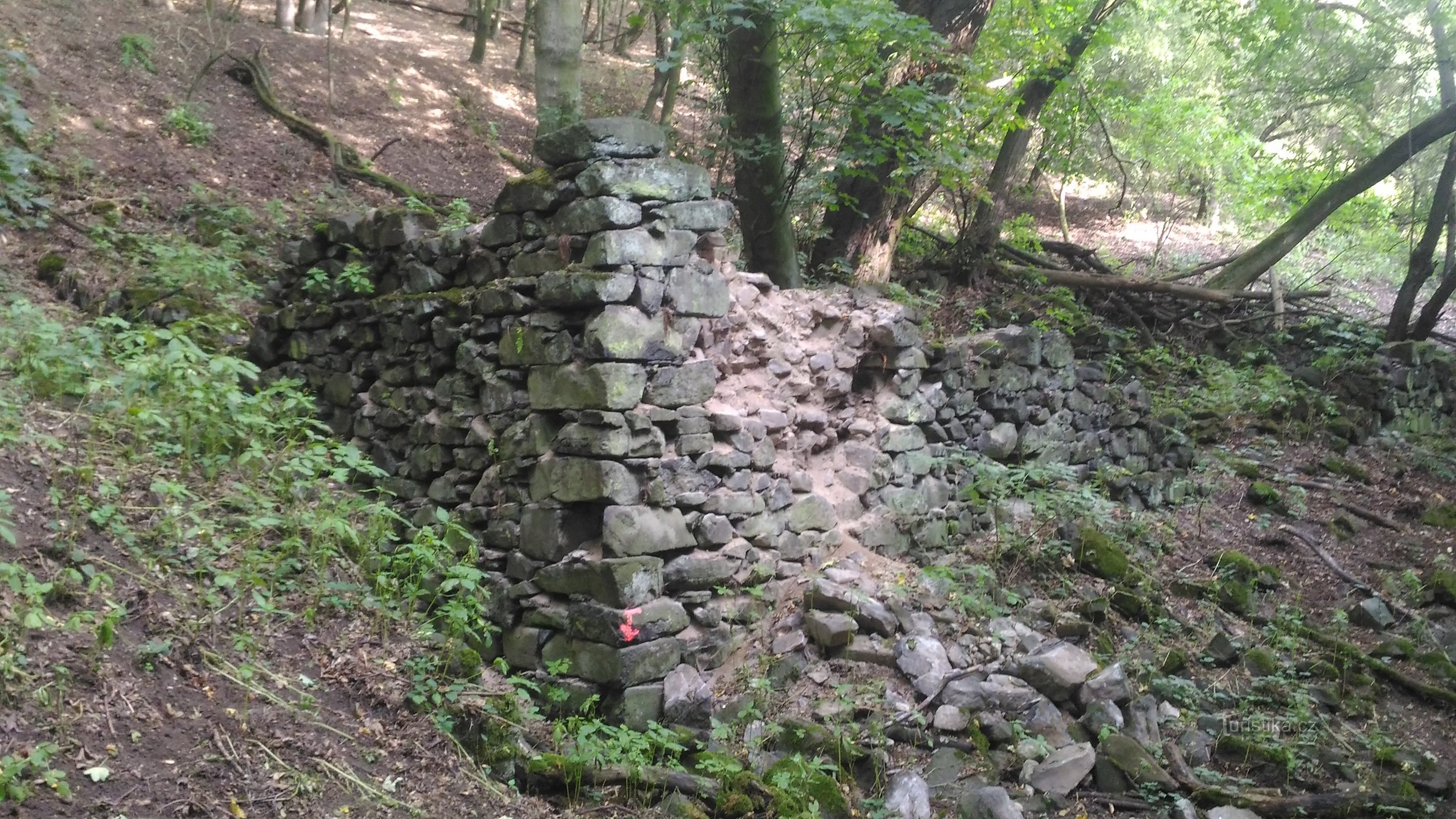 De Duivelsmolen en de bovenste trap van de Vaňovský-waterval.