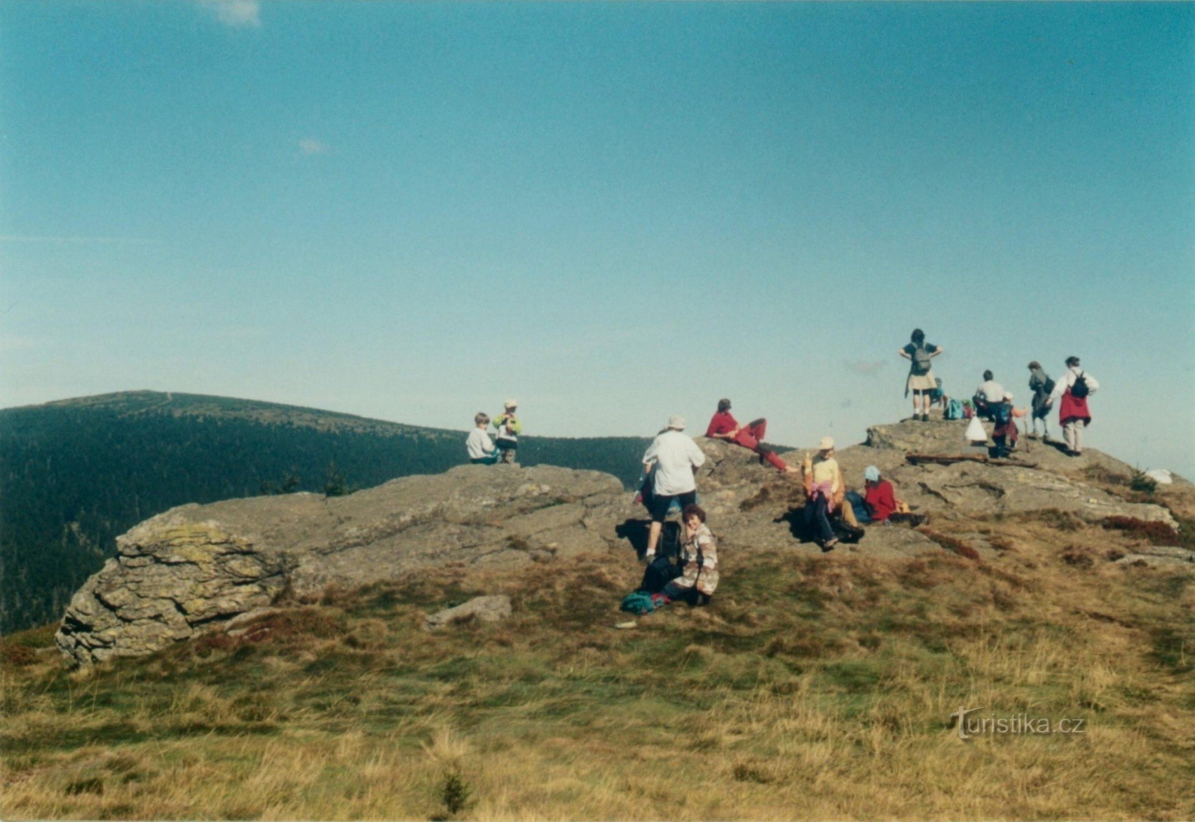 Montagna Rossa - sulla roccia sommitale (montagna Keprník sullo sfondo)