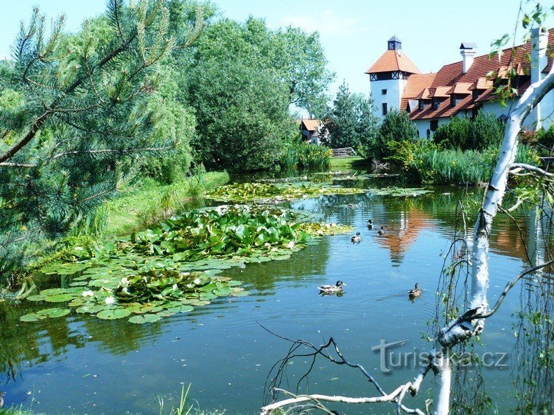 Červený Újezd, giardino del castello