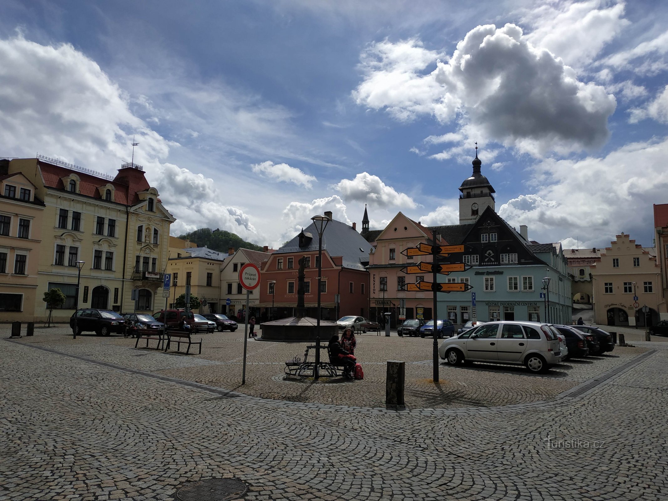 Česká Kamenice - Béka - Tengeralattjáró - Tell Plate - Testvéri oltárok - Tű - Česká Kamenice