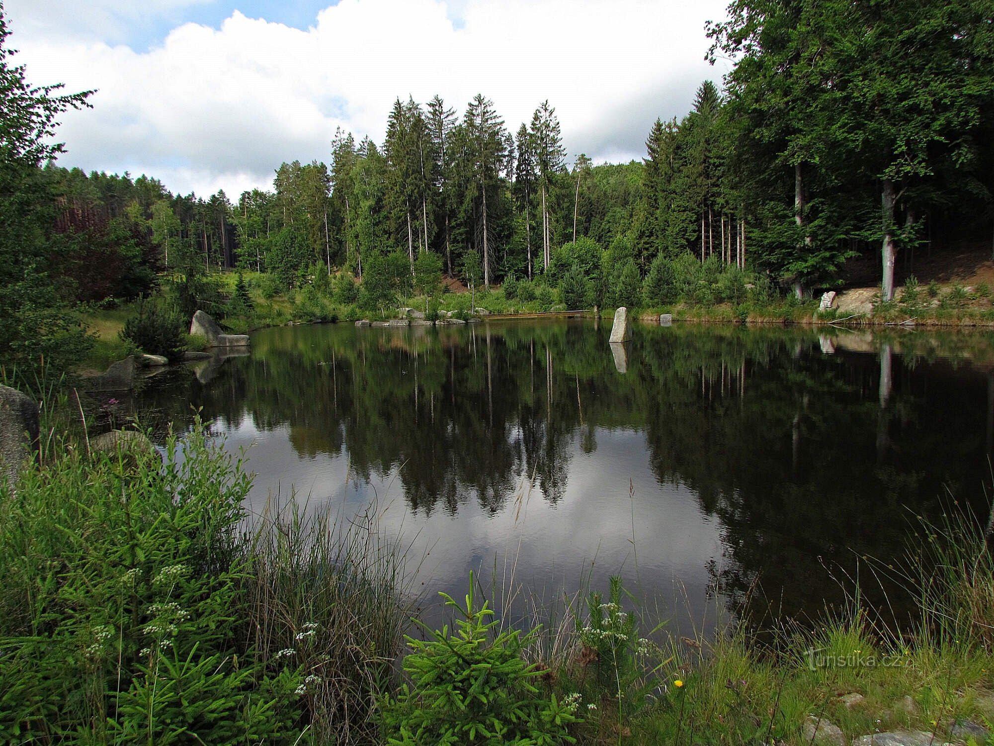 Česká Kanada - Kaskády rybníků pod rozhlednou U Jakuba