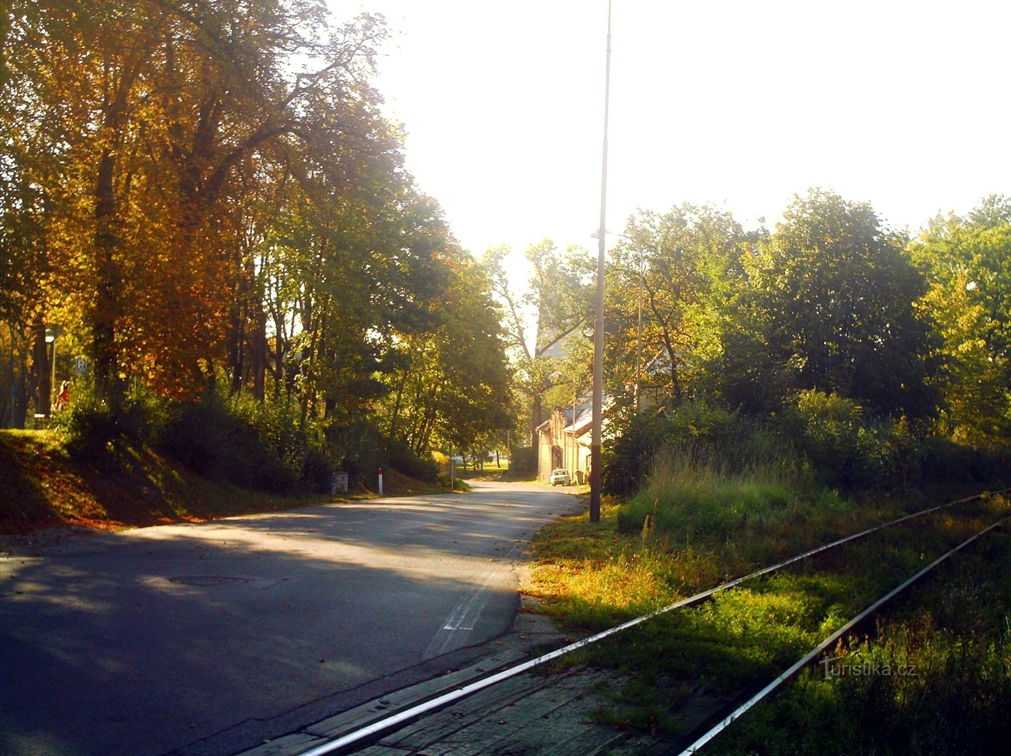 Campo de tiro de Česká Lípa - estación de tren