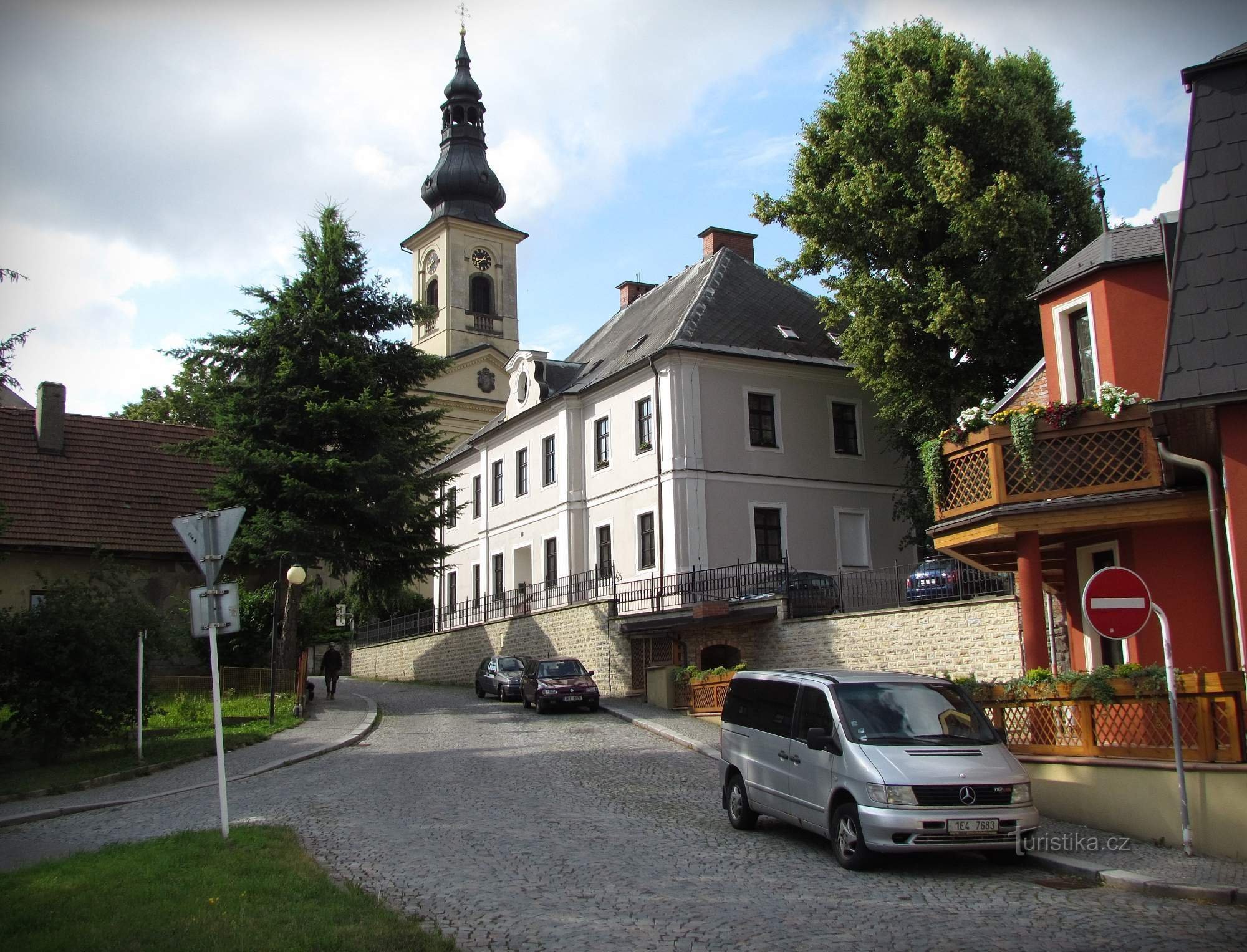 Česká Třebová - Nhà thờ Thánh James của Dean