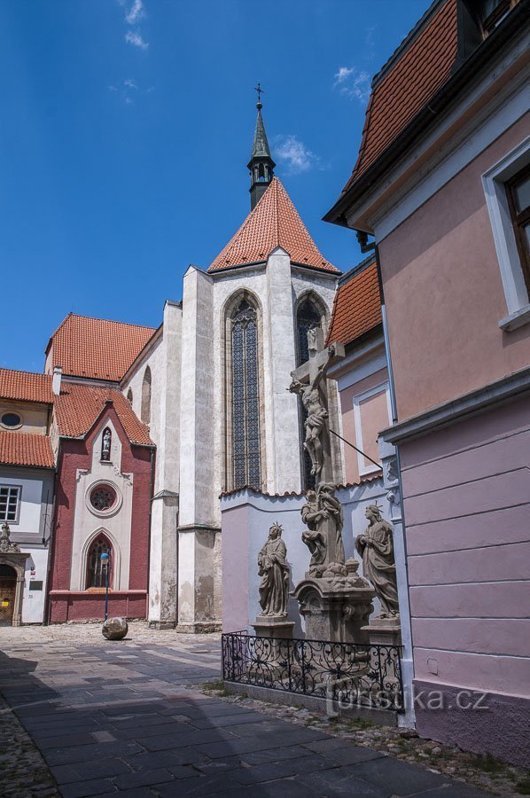 České Budějovice - Calvary trên Piaristické náměstí