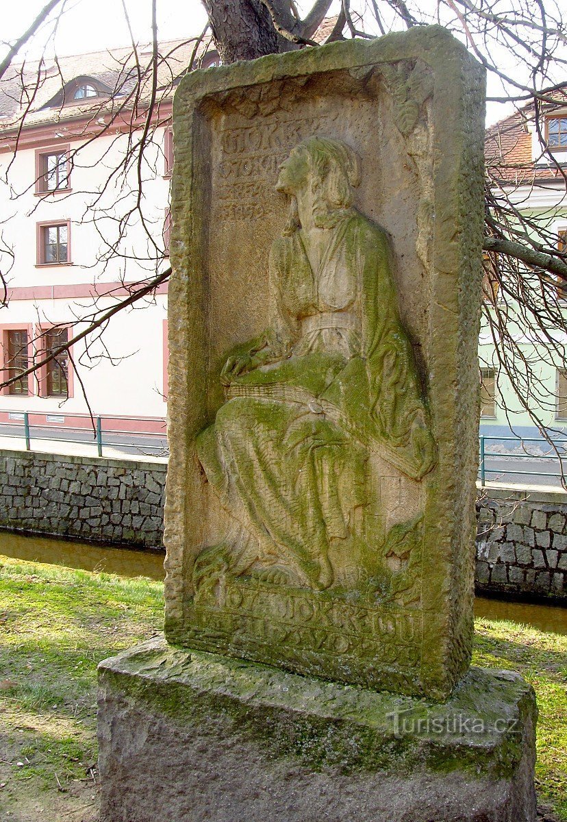 České Budějovice - Monumentul lui Otakar Mokré