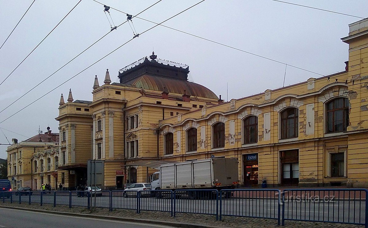 Ga xe lửa České Budějovice