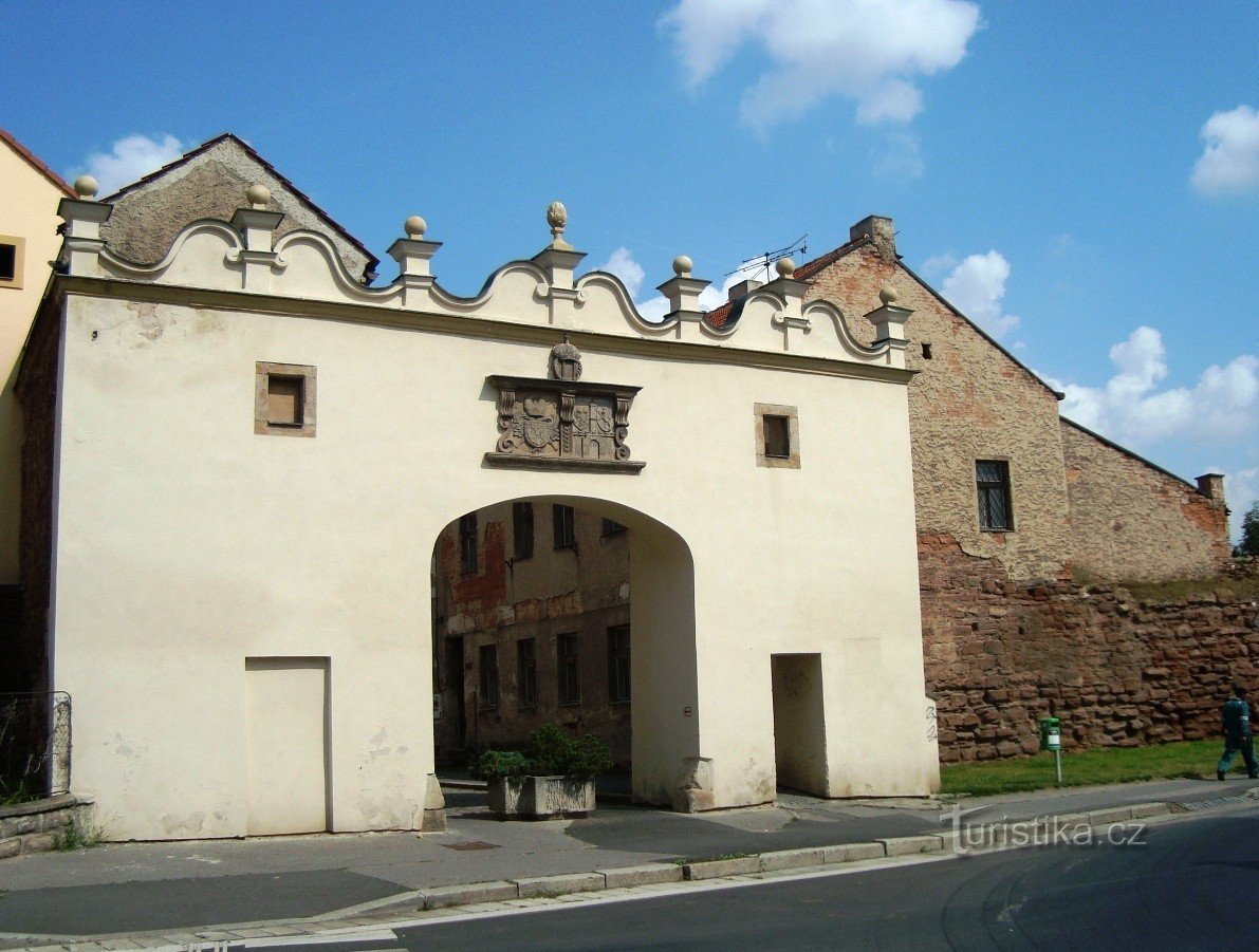 Český Brod-Kourímská brány prefence-Foto: Ulrych Mir.