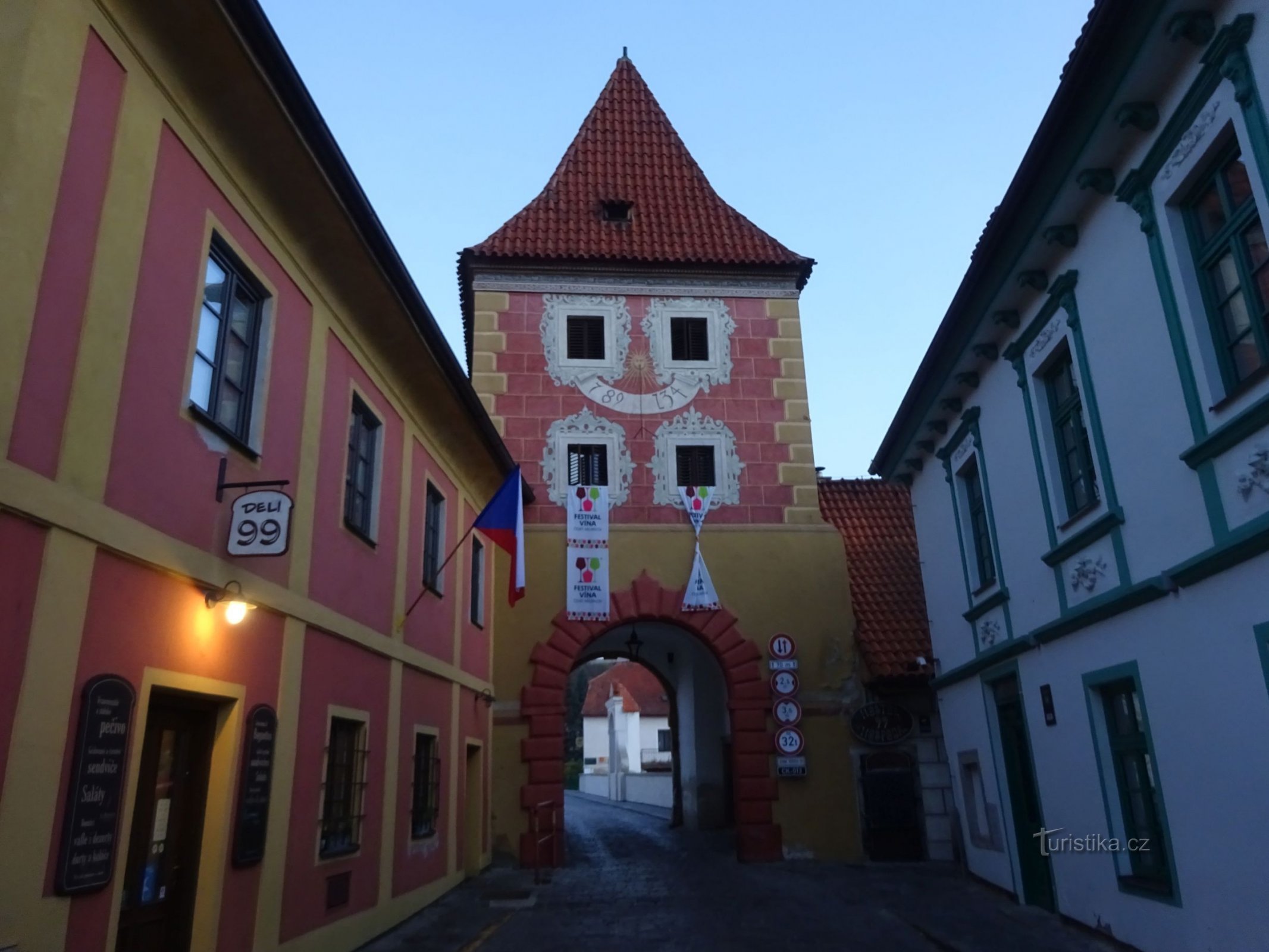 Český Krumlov ja Domažlická-portti