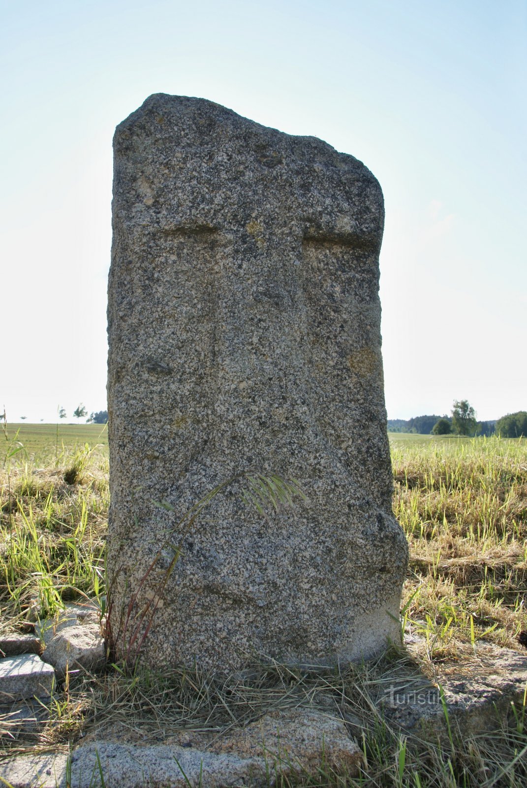 Český Rudolec – pedra cruzada