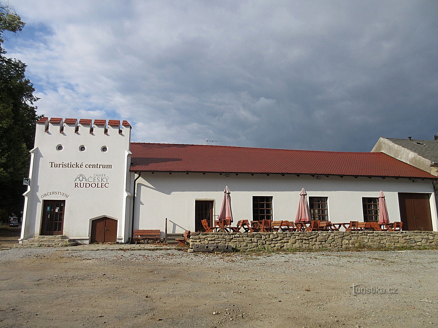 Český Rudolec – slott och bryggeri