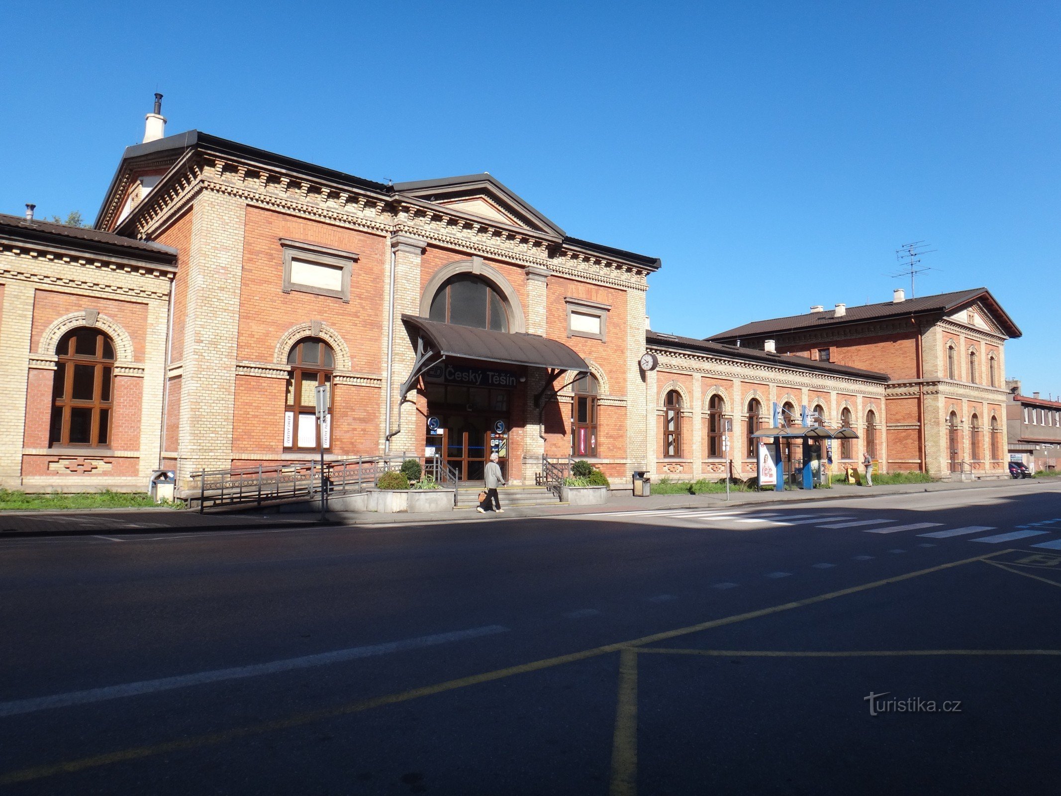 Český Těšín stationsbyggnad