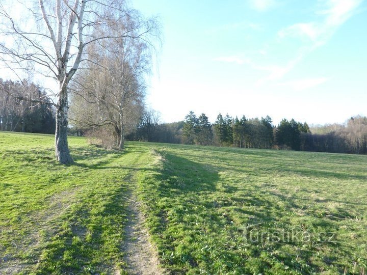 de weg naar karst vanaf Hájů (L. Hanzl)