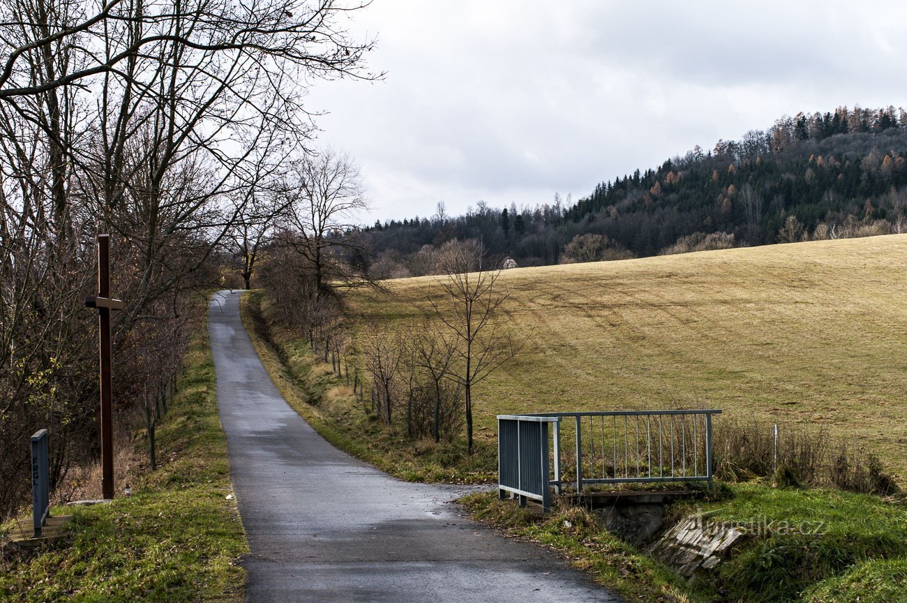 De weg naar Bludoveček vanuit Šumperk