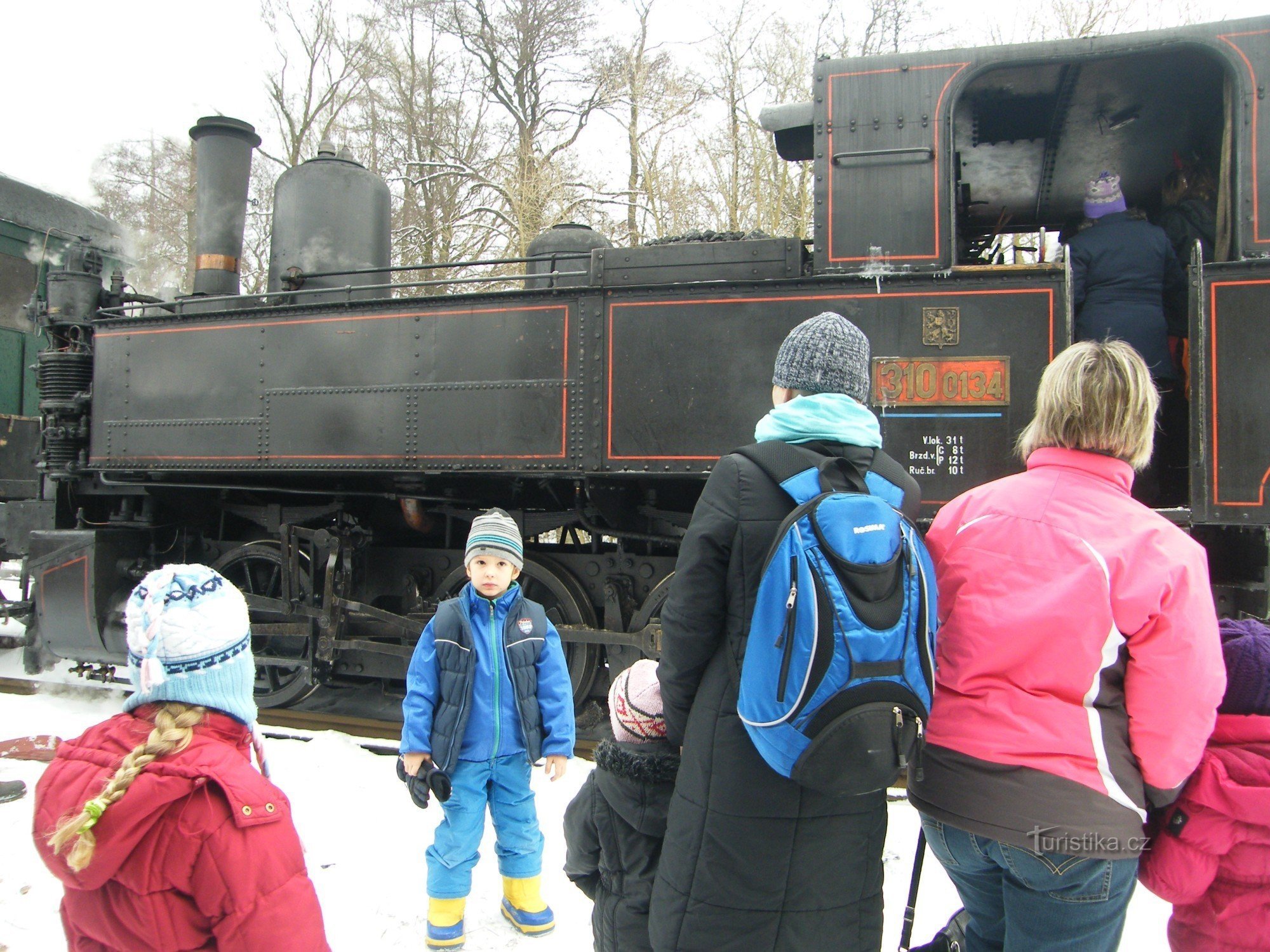 viaje en tren a vapor, nos acompañó Papá Noel y los demonios