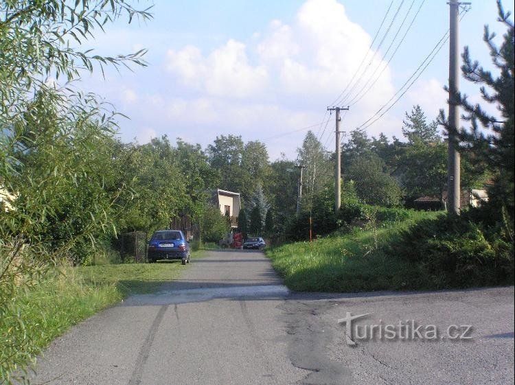 Estrada: Vista da estrada em direção à aldeia, Kunčice pod Ondřejník