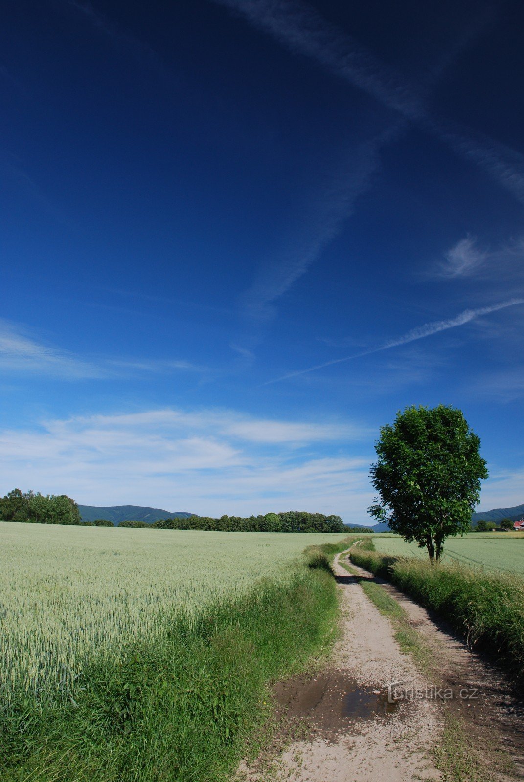 通过 Hůra 的道路