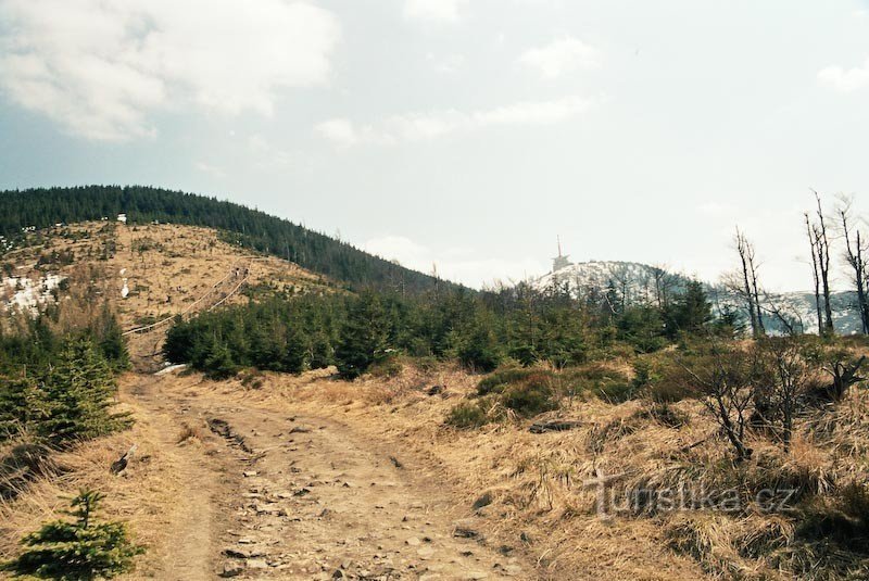 de weg vanaf de bergkam van Malchor