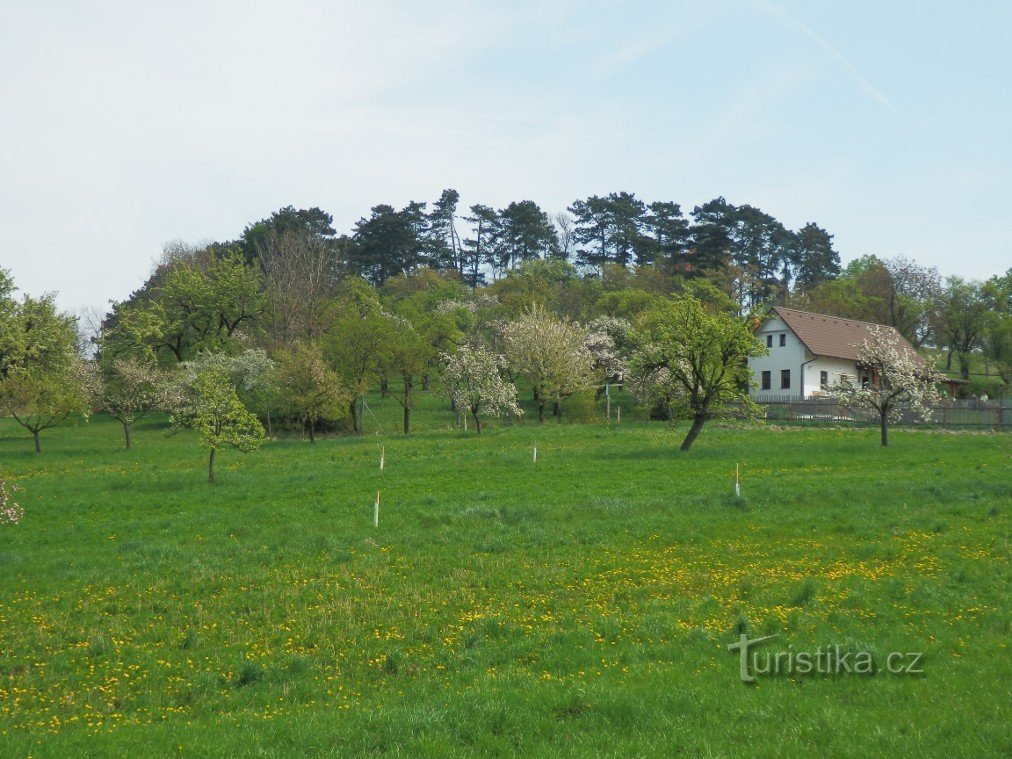 Op weg naar het uitzichtpunt onder Oškobrh