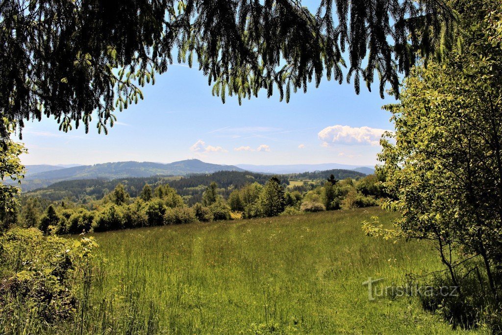 A caminho de Rovina, vista de Svatobor