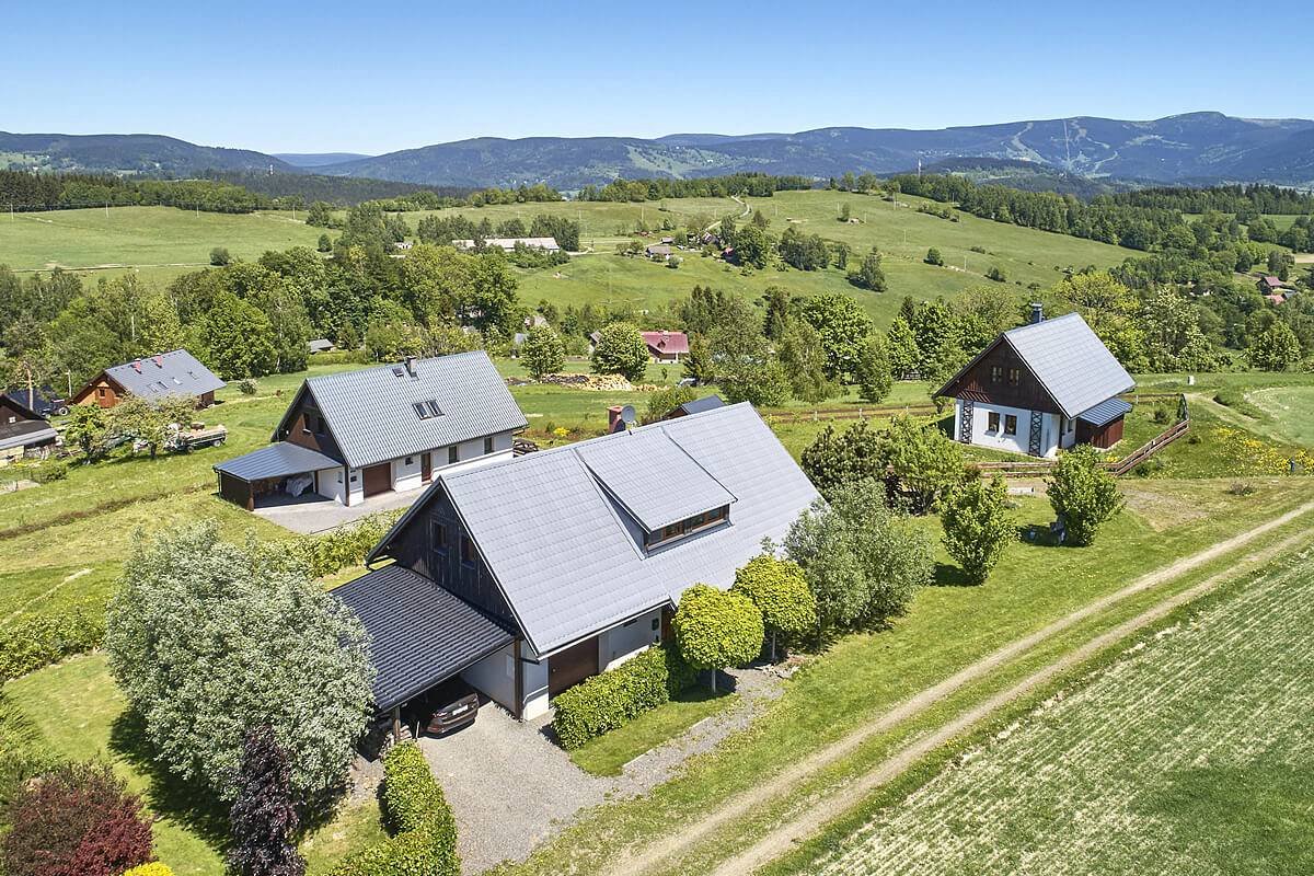 Chalet Nikola a krásné výhledy na Krkonoše