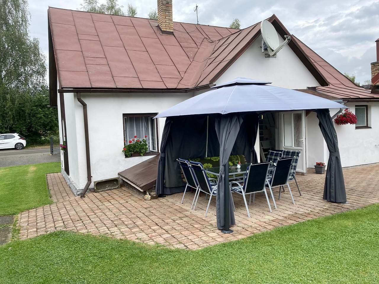 Chalipa u jezera Černá v Pošumaví