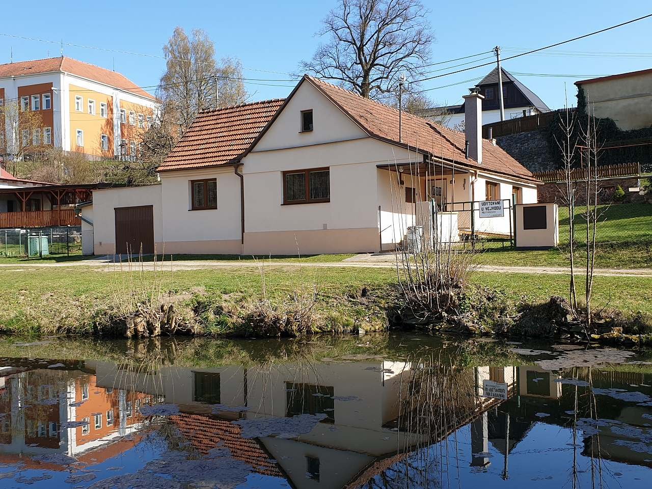 Cottage near Vejvodů