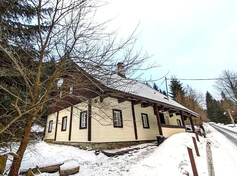 Ngôi nhà nhỏ ở Deštné