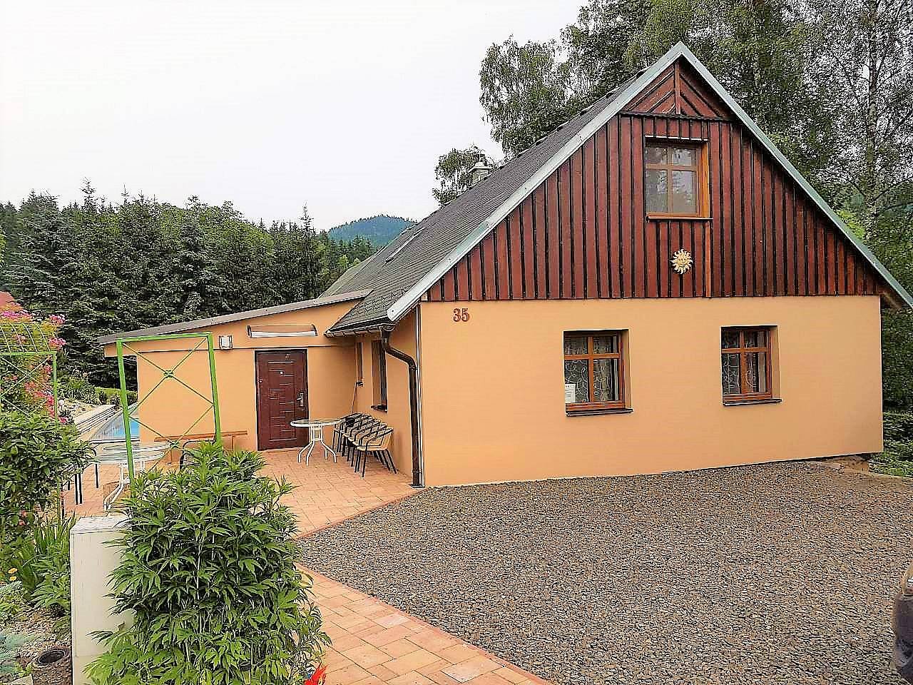 Ferienhaus zu vermieten in Heřmánkovice Janovička