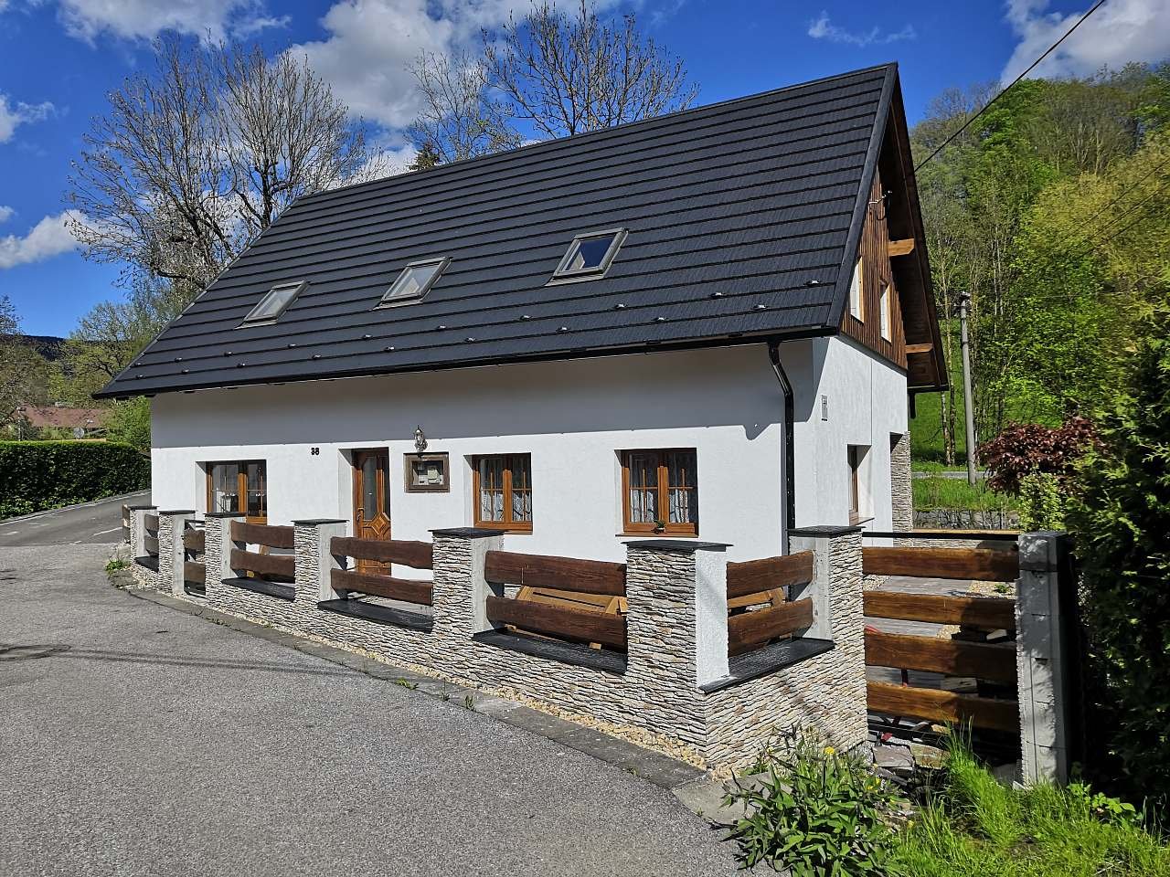Cottage te huur in Horní Lánov