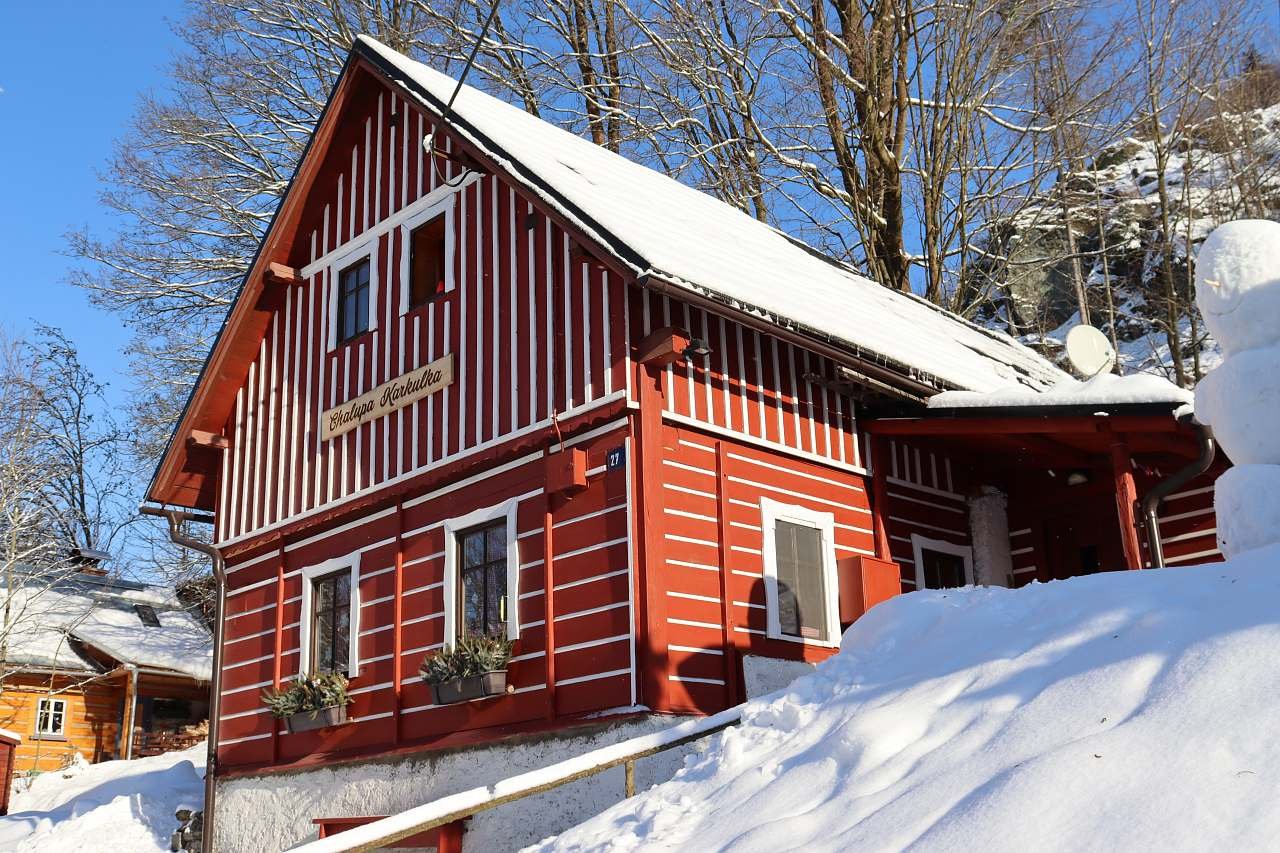 Little Red Riding Hood cottage