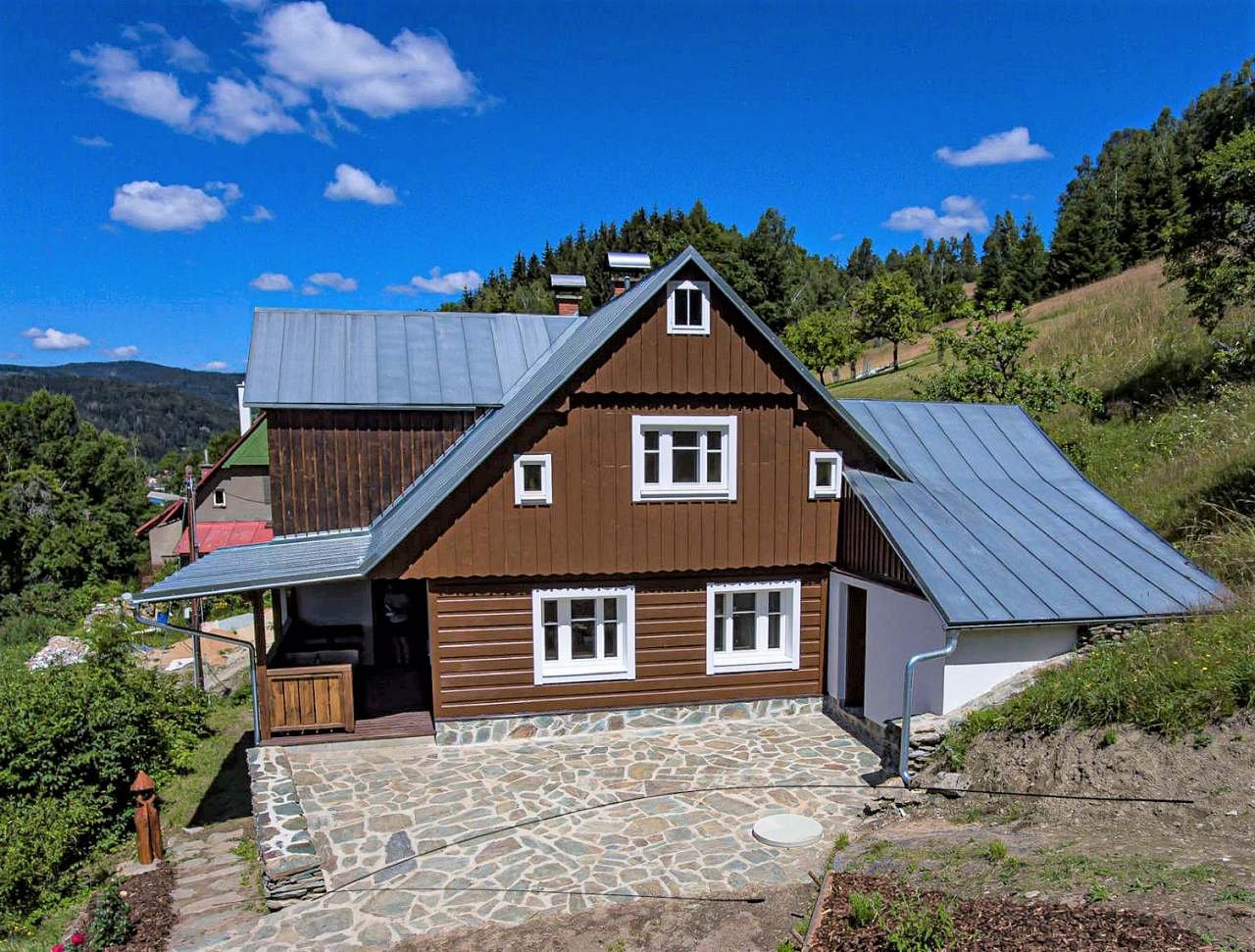 Sommerhus på siden af ​​Jablonec nad Jizerou