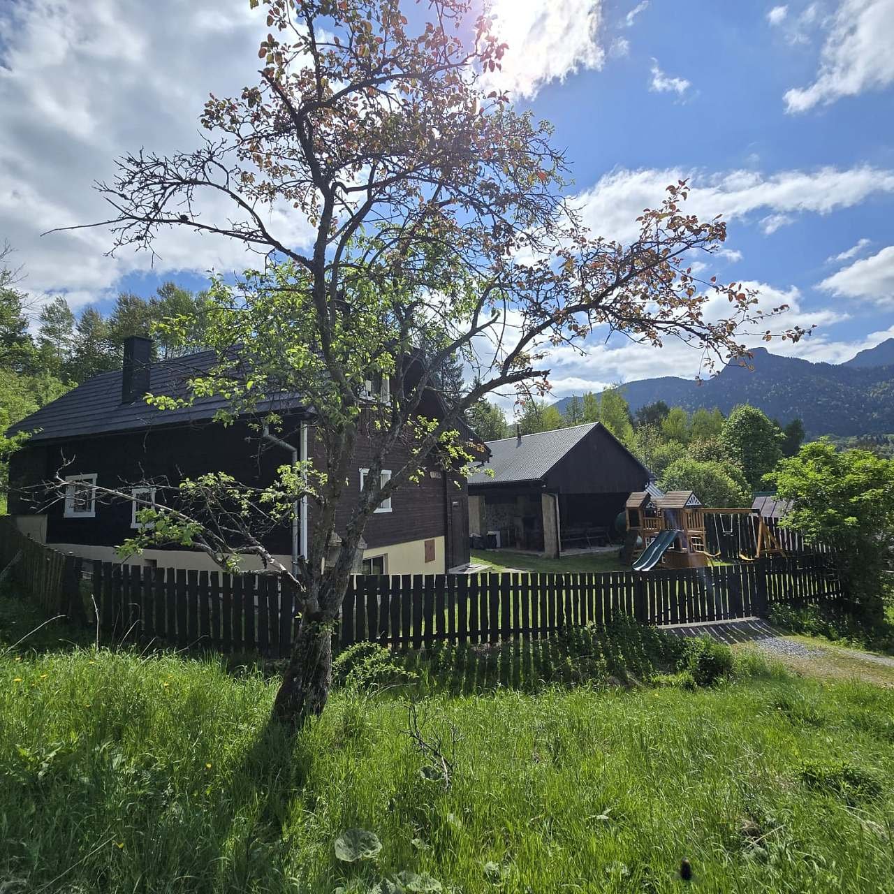 Chalupa na Tižine se saunou a venkovní vířivkou