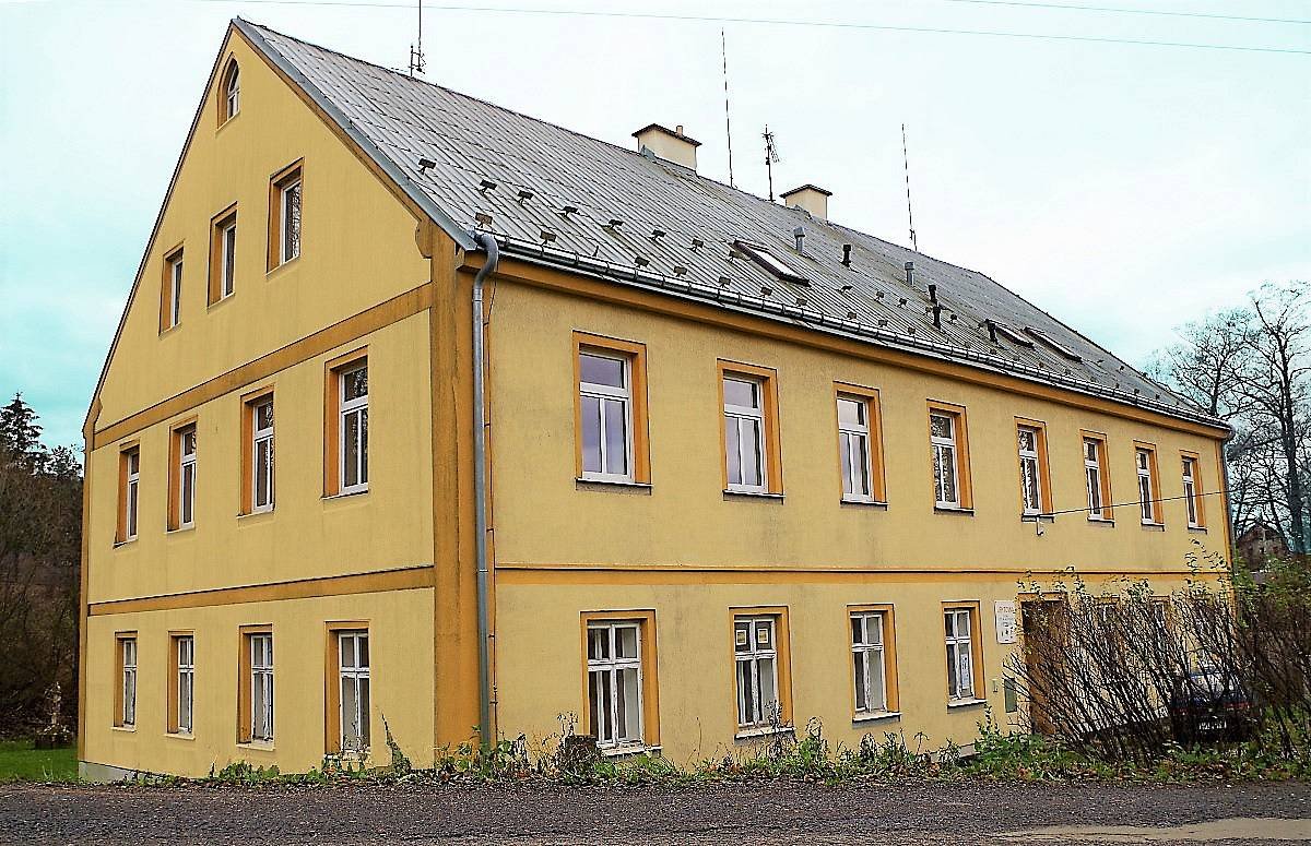 Cottage Oldřichov in Hájy near DDM Větrník before reconstruction