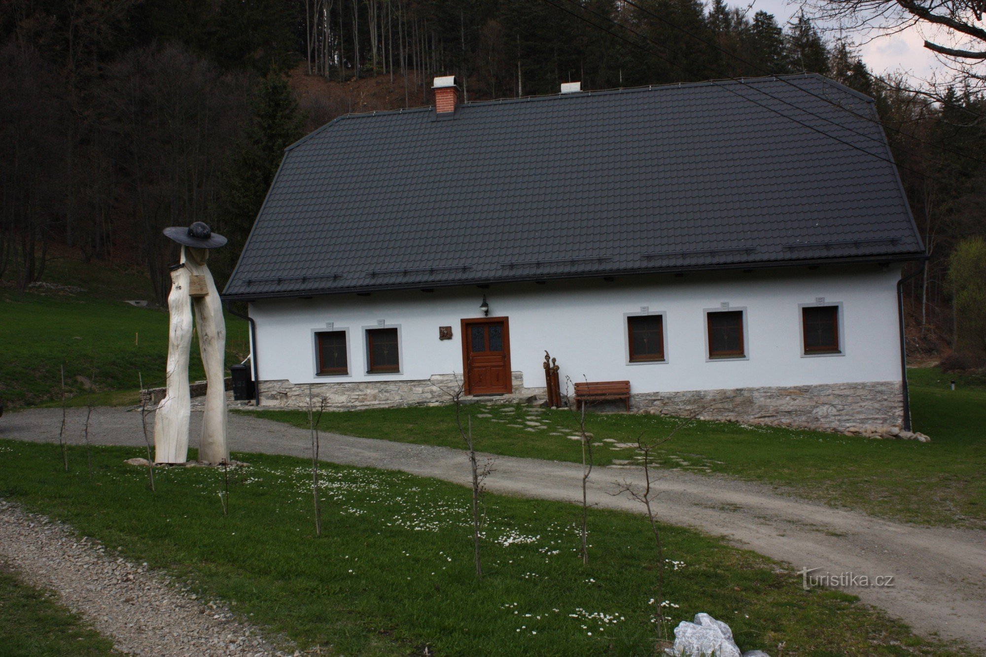 Cottage Pod Sviní horou nel villaggio di Vláská, ai piedi del massiccio del Kralické Sněžník