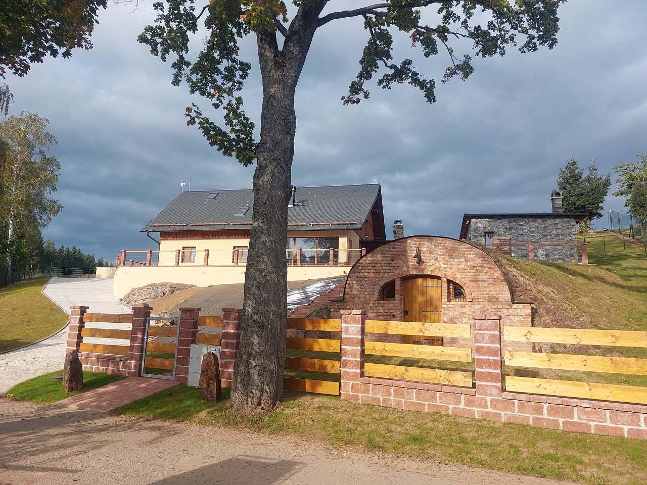 Cho thuê nhà nhỏ kiểu nông thôn Stanovník với phòng chăm sóc sức khỏe và hầm rượu Těchonín - Stanovník