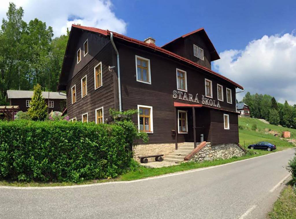 Casa de campo antigua escuela Krkonoše