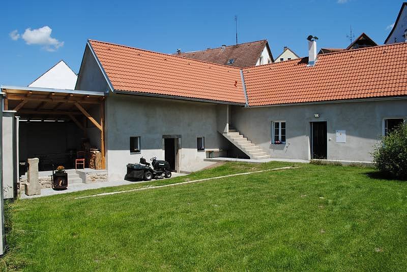 Cottage Strmilov - courtyard