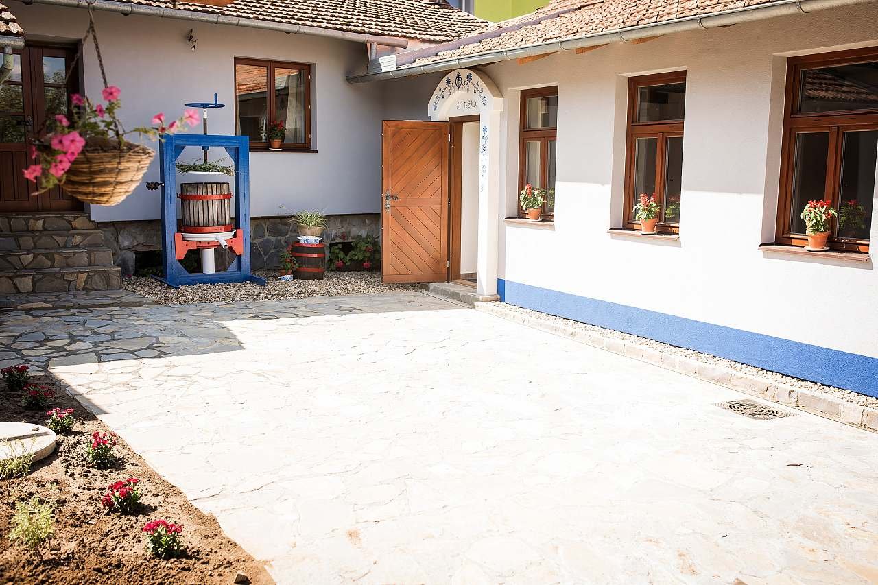 Cottage U Ježka - Dvůr, accommodatie Morkůvka