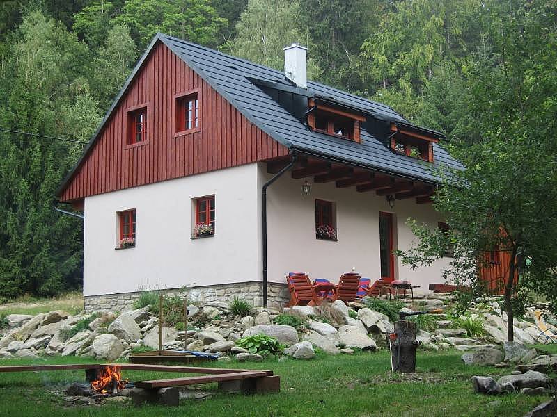 Jezinka 大坝附近的小屋 Dolní Morava
