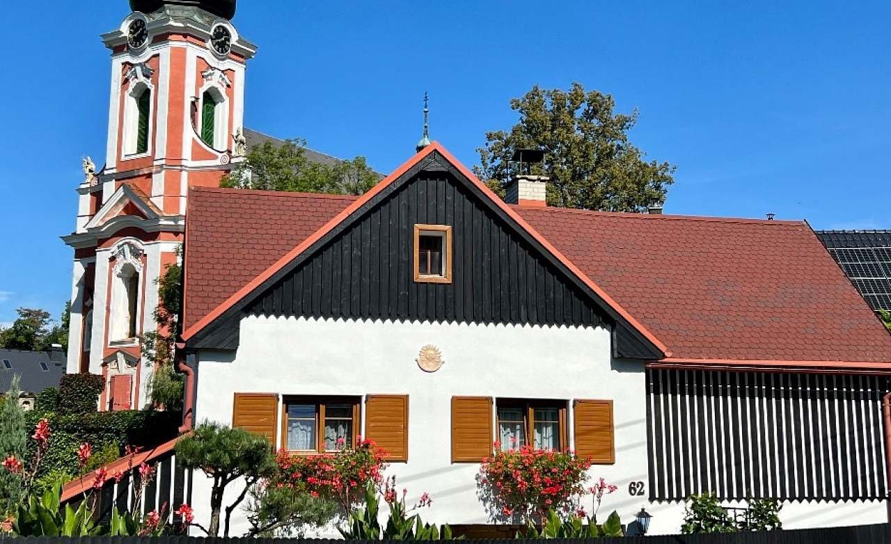 Sommerhus nær Arnoltice kirken